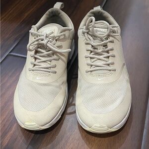 Nike Women's Beige Sneakers